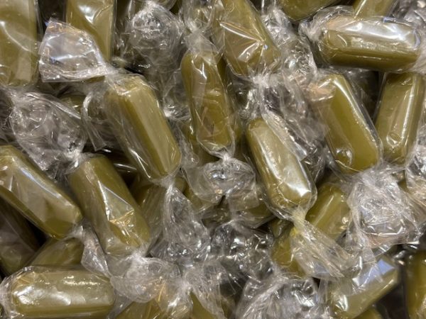 Caramel dur à la Pistache – Image 2